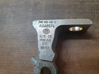 Original New Volkswagen Polo Left Front Door Hinge