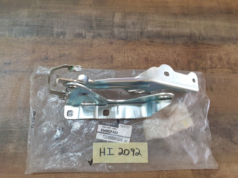 Original New Nissan Micra Right Front Bonnet Hinge