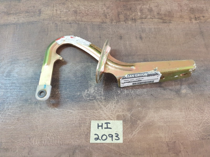 Original New Nissan NP300 Left Front Bonnet Hinge