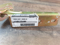 Original New Nissan NP300 Left Front Bonnet Hinge