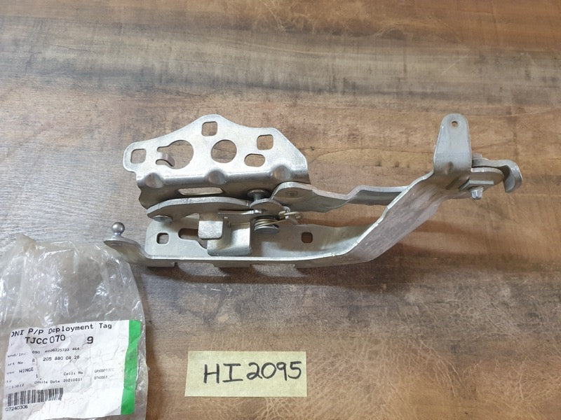 Original New Mercedes-Benz C-Class W205 Left Front Bonnet Hinge