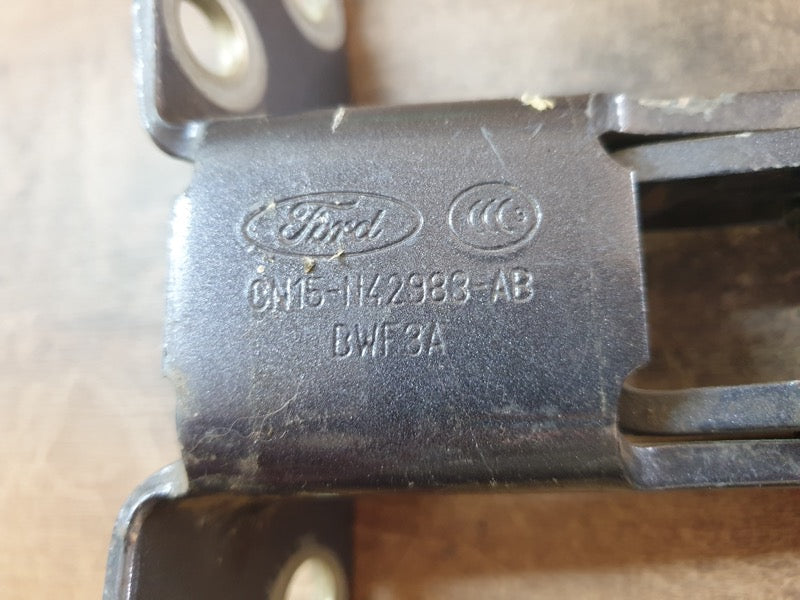 Original Used Ford EcoSport Lower Tailgate Hatch Hinge