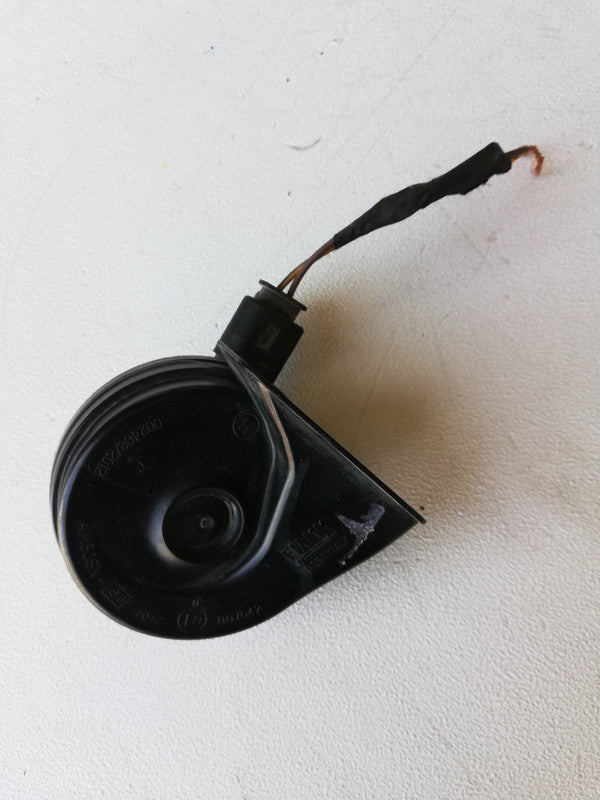 Mercedes-Benz A-Class GLA Klaxon, Tweeter, Air horn W177, W247, GLA200, GLB 200 Front Right Signal Horn