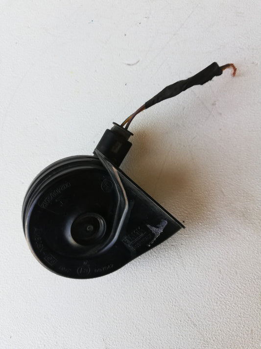 Mercedes-Benz A-Class GLA Klaxon, Tweeter, Air horn W177, W247, GLA200, GLB 200 Front Right Signal Horn