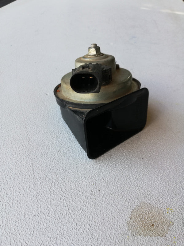 Mercedes-Benz CLA Coupe Klaxon, Tweeter, Air horn C117, B180, B200 Front Left Signal Horn
