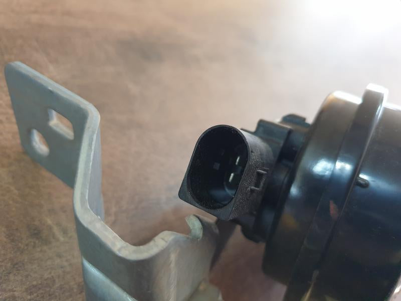 Original Used Volkswagen Jetta Polo Amarok Klaxon Tweeter Air horn High Tone Signal Horn
