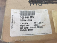 Original New Volkswagen Klaxon Tweeter Air Horn Passat Golf Polo 6 Signal Horn