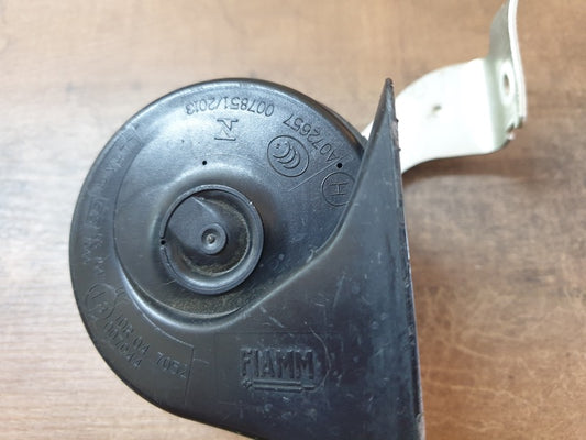 Original Used Volvo S60 High Tone Signal Horn