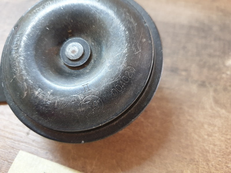 Original Used Nissan X-Trail Low Tone Signal Horn