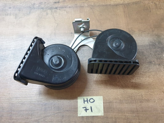 Original Used Ford Fiesta High and Low Tone Signal Horns