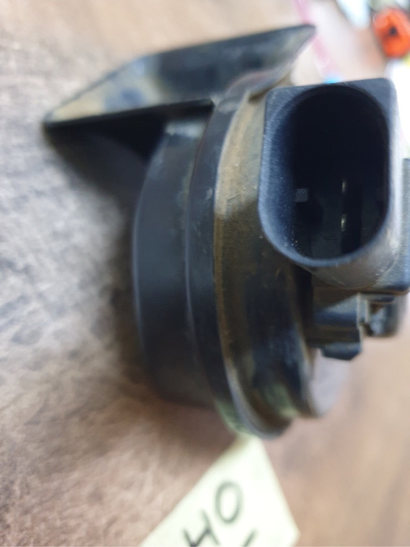 Original Used Audi Volkswagen Low Tone Signal Horn