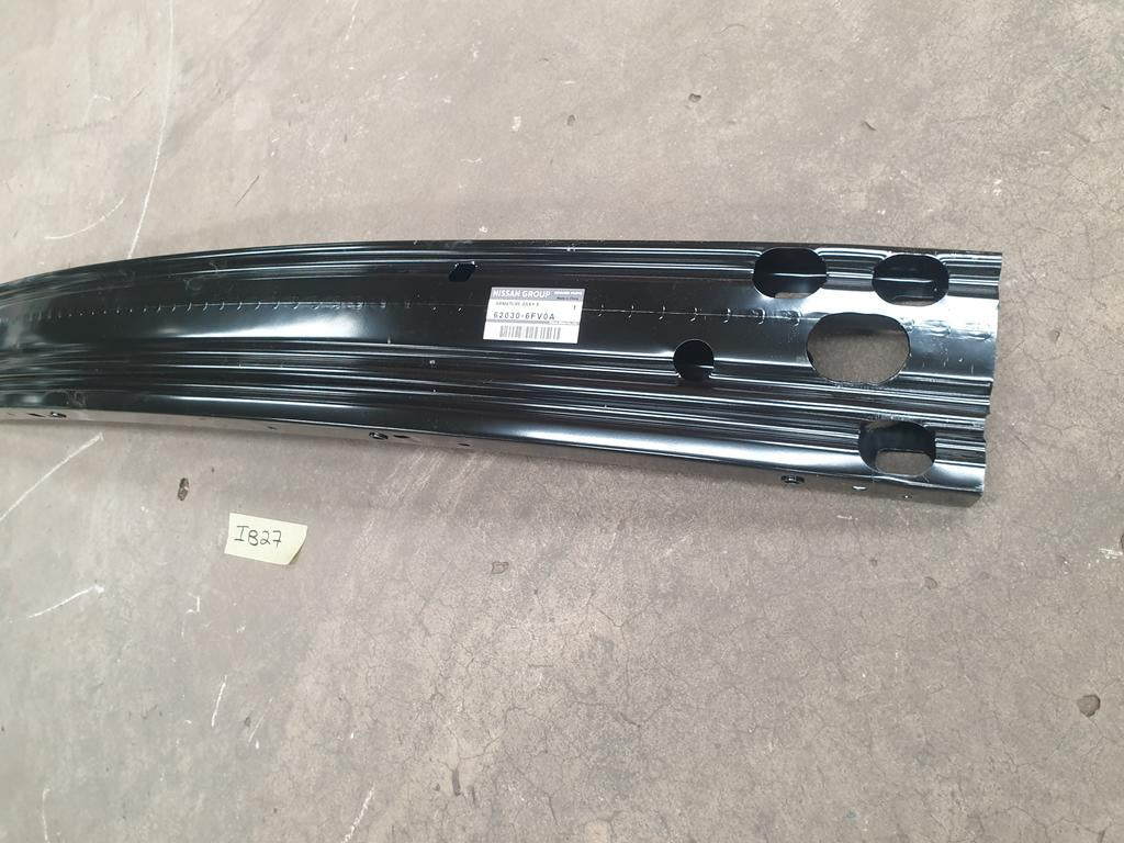 Original New Nissan X-Trail Front Bumper Carrier