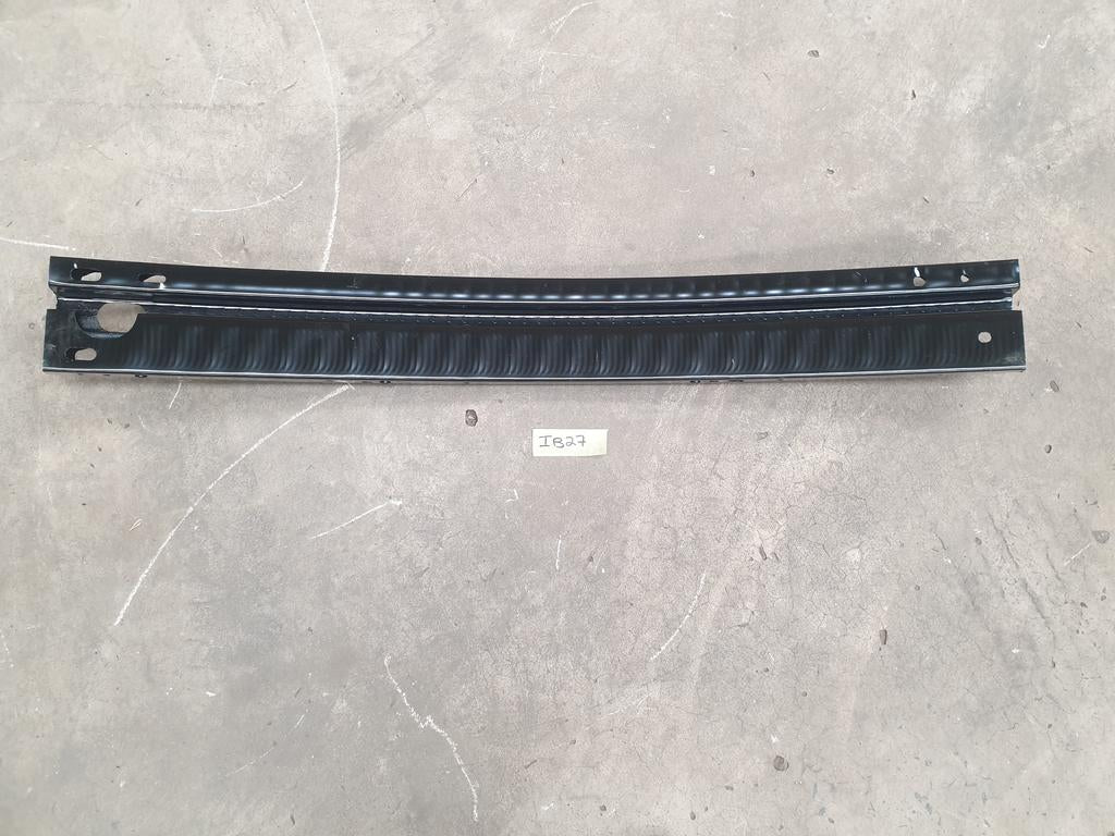 Original New Nissan X-Trail Front Bumper Carrier