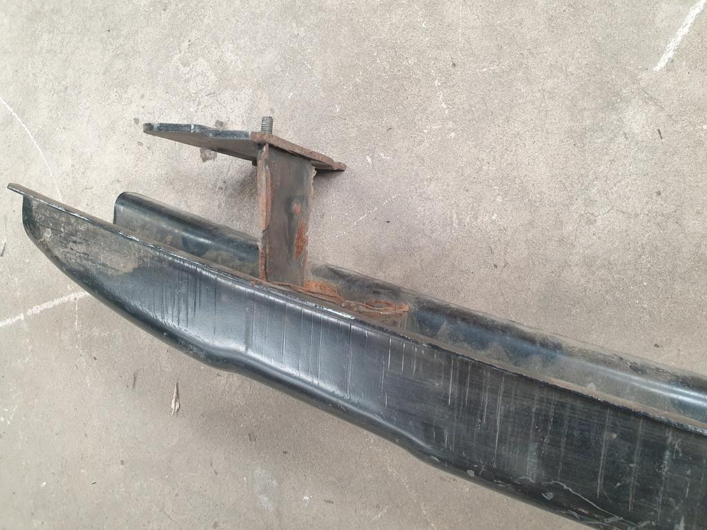 Original Used Volkswagen Caddy Rear Bumper Reinforcement