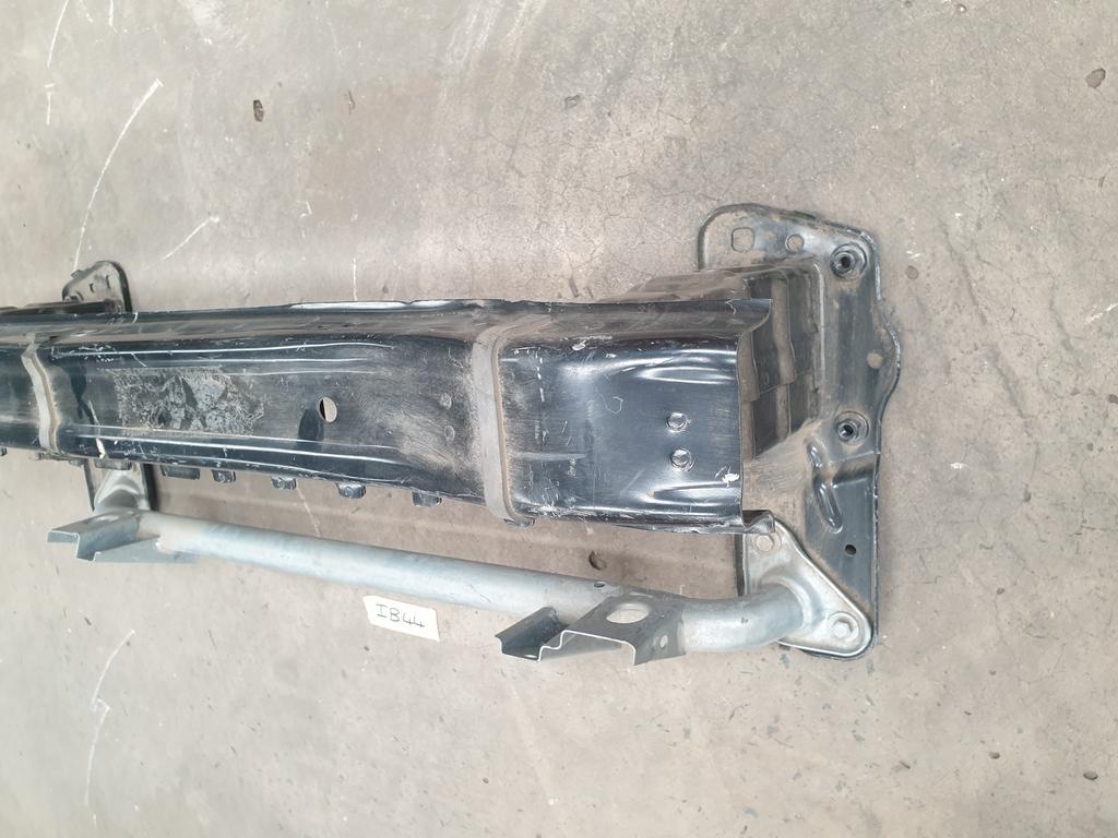 Original Used Mercedes-Benz GLE ML W166 Lower Front Crossmember