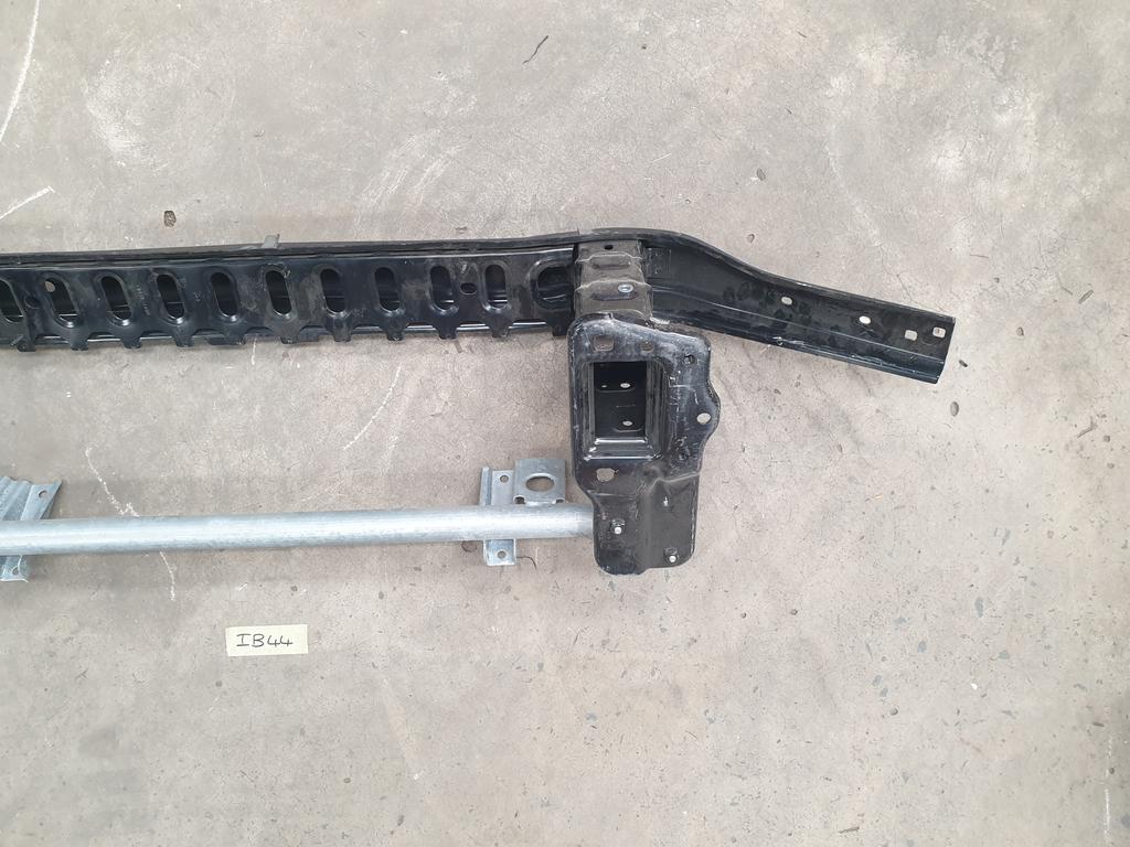 Original Used Mercedes-Benz GLE ML W166 Lower Front Crossmember