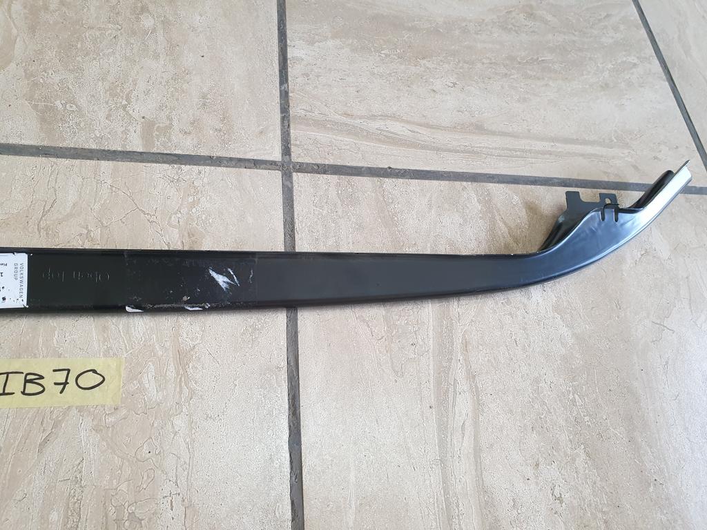 Original New Volkswagen Tiguan Front Bumper Crossmember