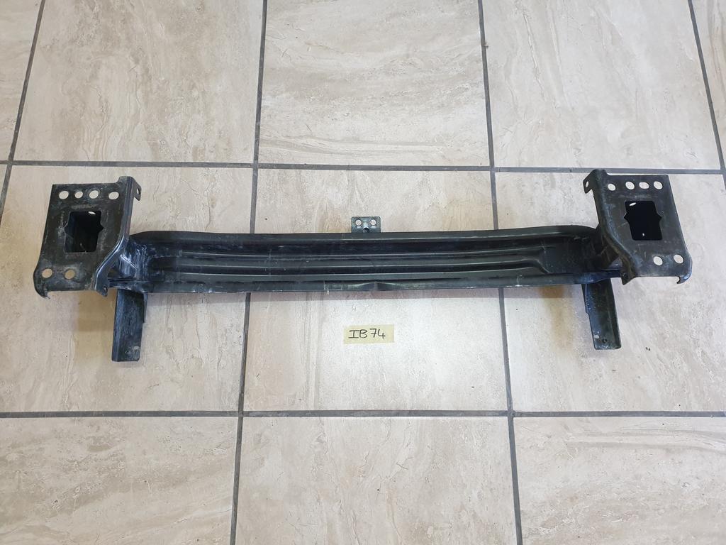 Original Used Volkswagen Tiguan Front Bumper Reinforcement
