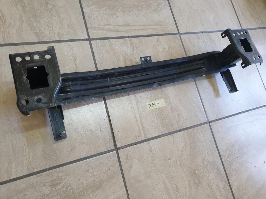 Original Used Volkswagen Tiguan Front Bumper Reinforcement