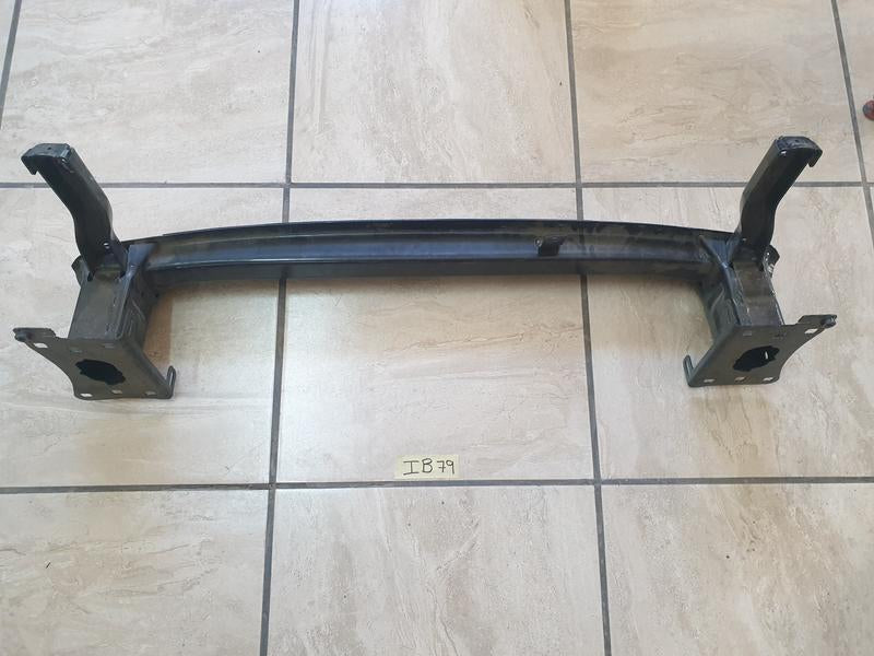 Original Used Volkswagen Touran Front Bumper Reinforcement