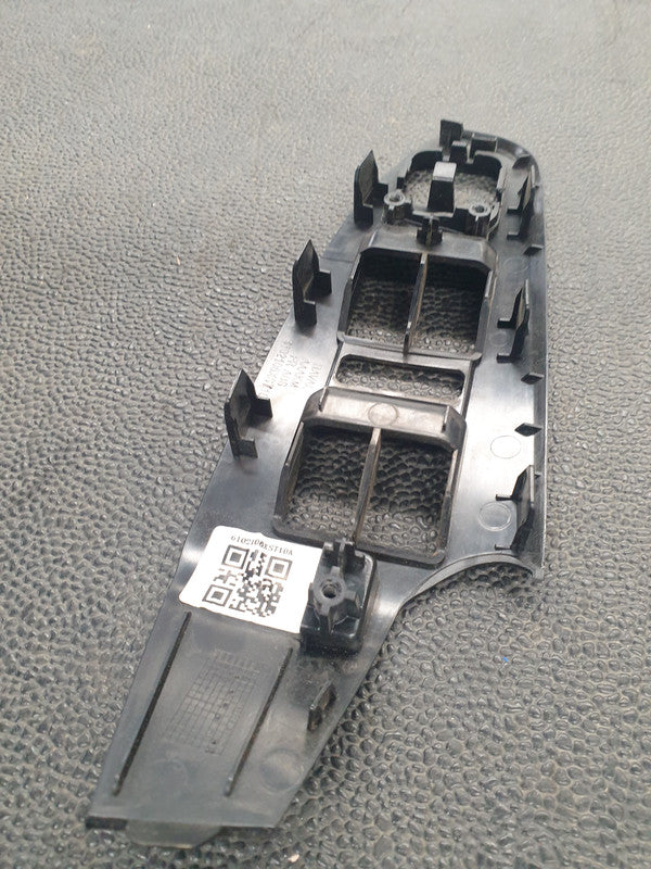 Haval Jolion 1.5T 2021 Right Front Door Interior Panel Switch Cover