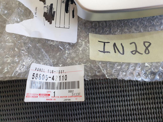 Toyota Rav4 Interior Centre Console Bracket / Gear Seat Panel