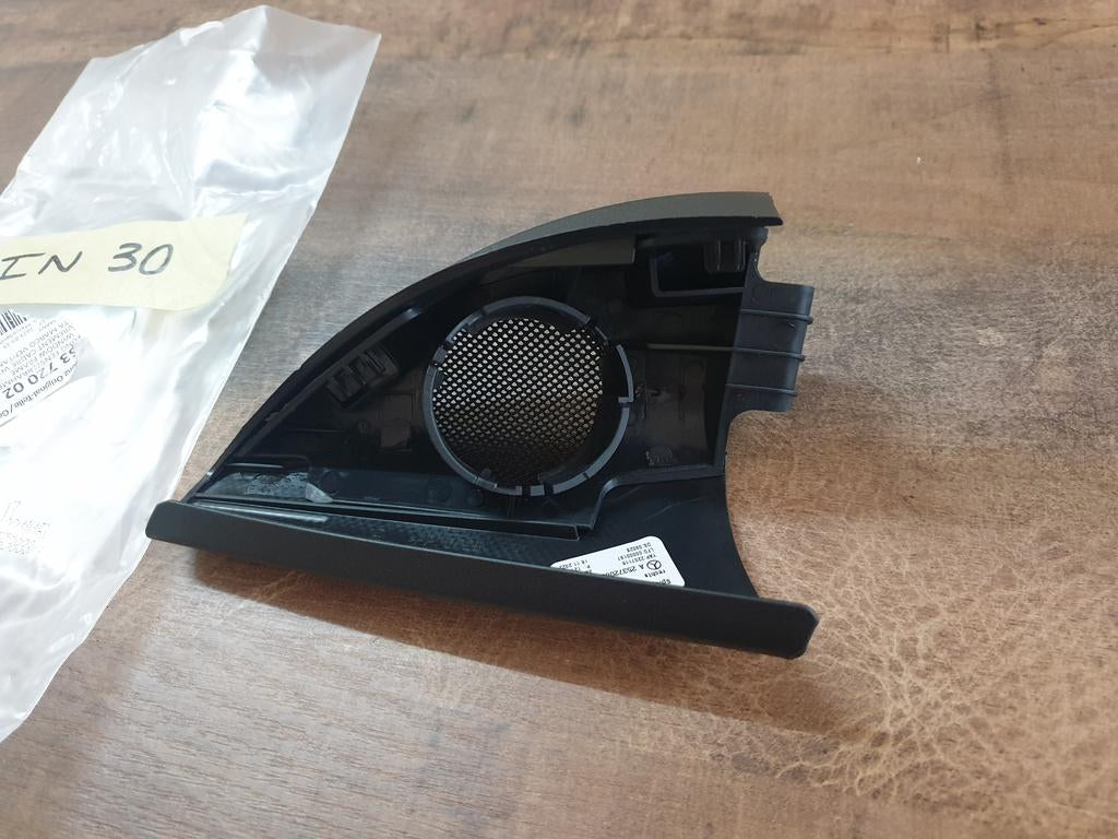 Original New Mercedes-Benz GLC Coupe W253 Right Front Driver Door Speaker Cover