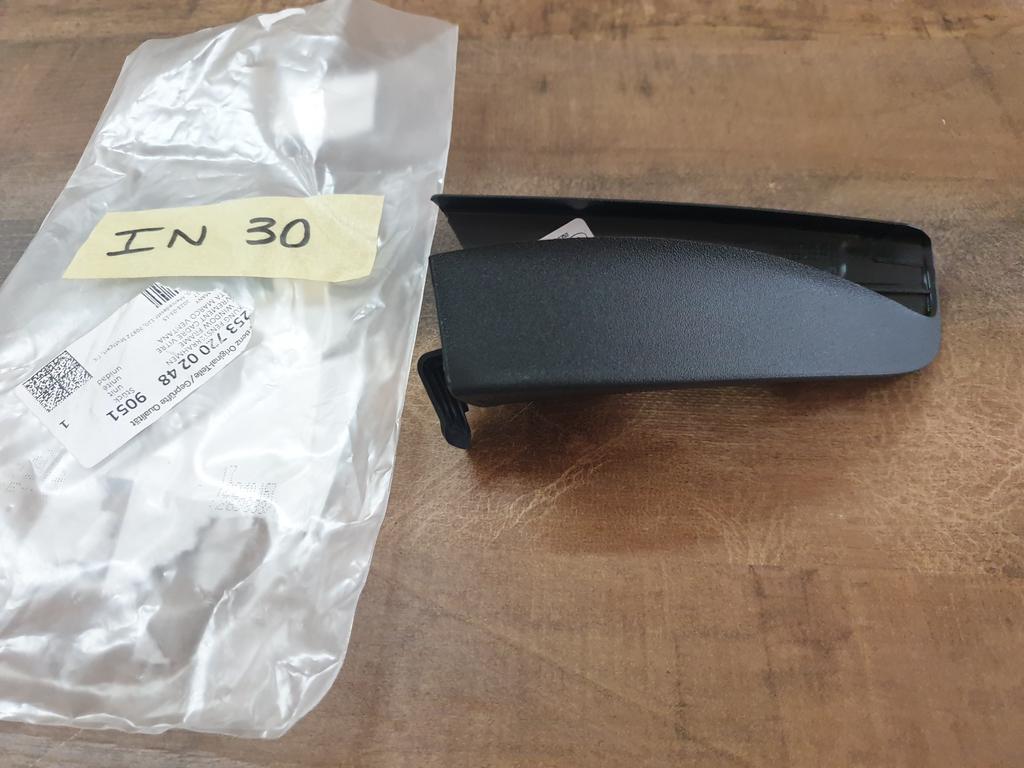 Original New Mercedes-Benz GLC Coupe W253 Right Front Driver Door Speaker Cover