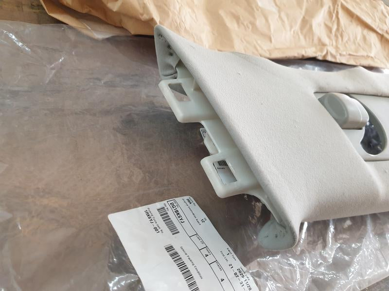Original Used Toyota Land Cruiser Right Upper B-Pillar Trim