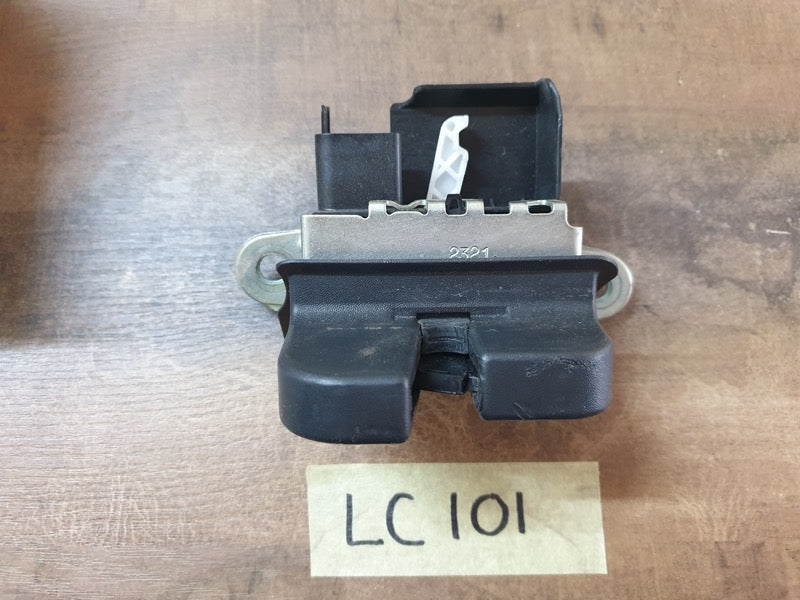 Original Used Volkswagen Polo Boot Lid Lock