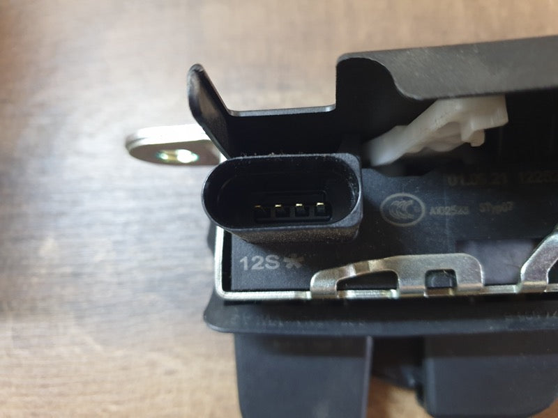 Original Used Volkswagen Polo Boot Lid Lock