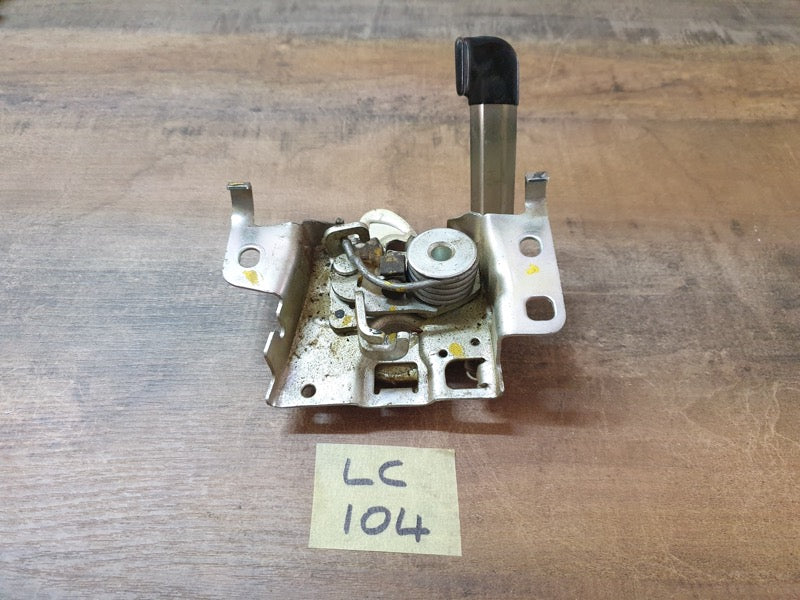 Original Used Suzuki Swift Bonnet Latch Mechanism