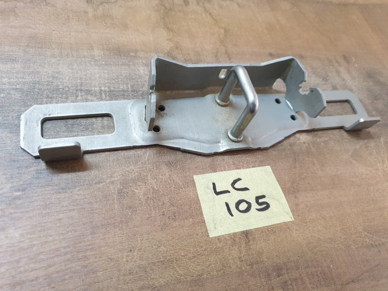 Original Used Volvo XC60 Boot Lid Lift Gate Lock Striker Plate