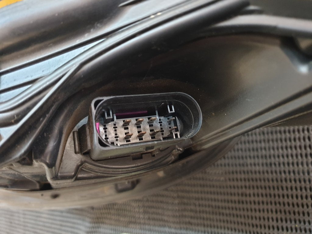 Original Used Porsche Cayman Right Headlight - Broken pieces of lens included