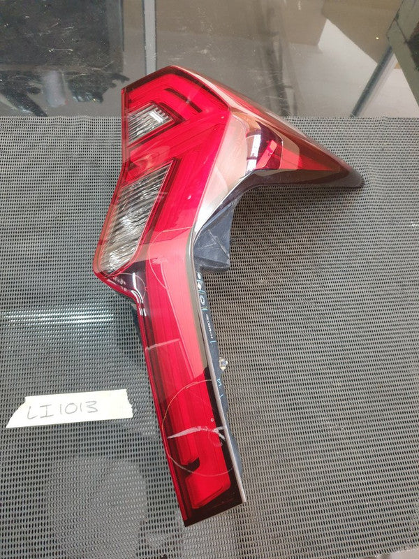 Mitsubishi Pajero Right Taillight