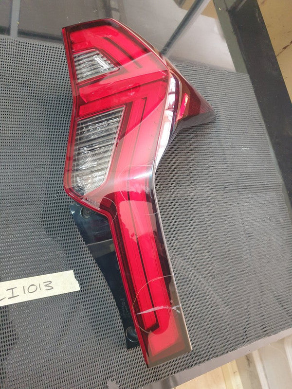 Mitsubishi Pajero Right Taillight
