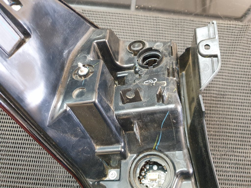 Mitsubishi Pajero Right Taillight