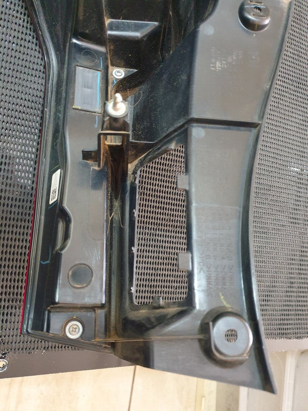 Mitsubishi Pajero Right Taillight