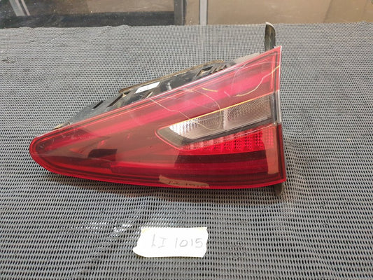 Alfa Romeo Stelvio Super 2017 Right Inner Taillight
