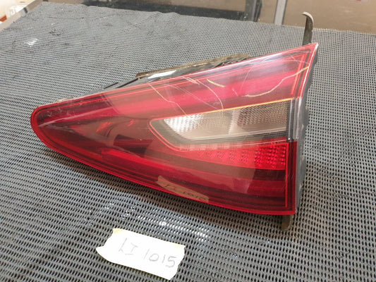 Alfa Romeo Stelvio Super 2017 Right Inner Taillight