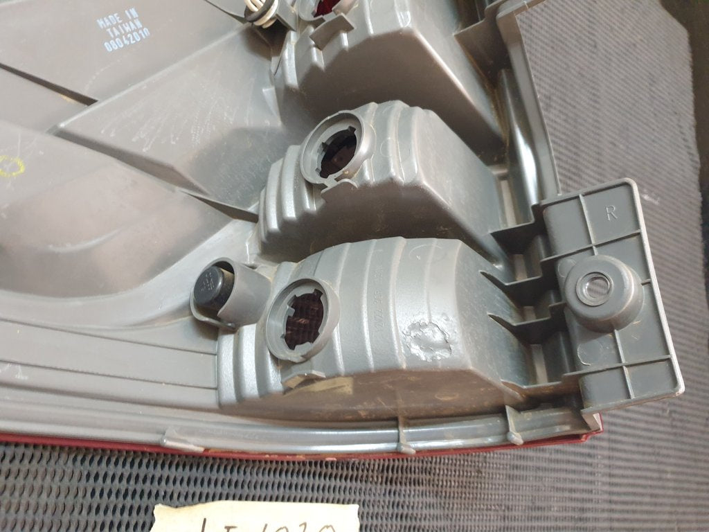 Honda Aftermarket CR-V Right Taillight