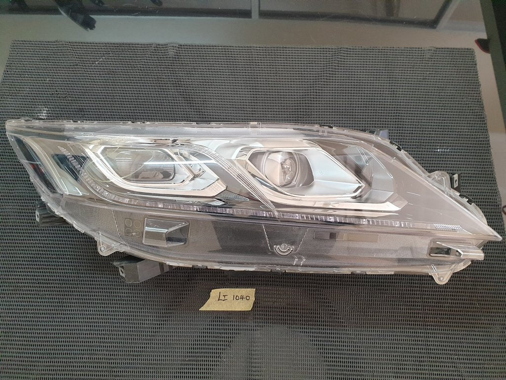 Mitsubishi Eclipse Cross Right Headlight