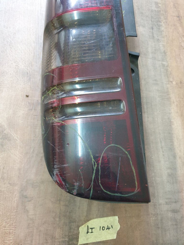 Mercedes-Benz Viano Left Taillight