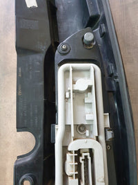 Mercedes-Benz Viano Left Taillight