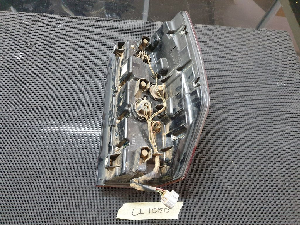 Mitsubishi L200 Triton Left Taillight