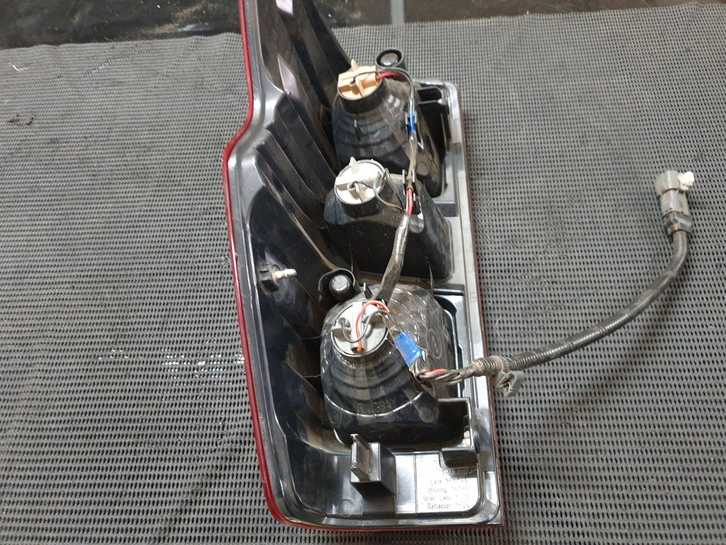 Isuzu D-Max Right Taillight