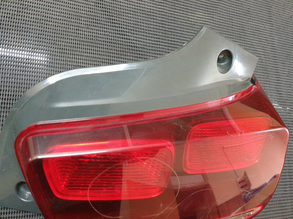 Mahindra KUV100 Right Taillight