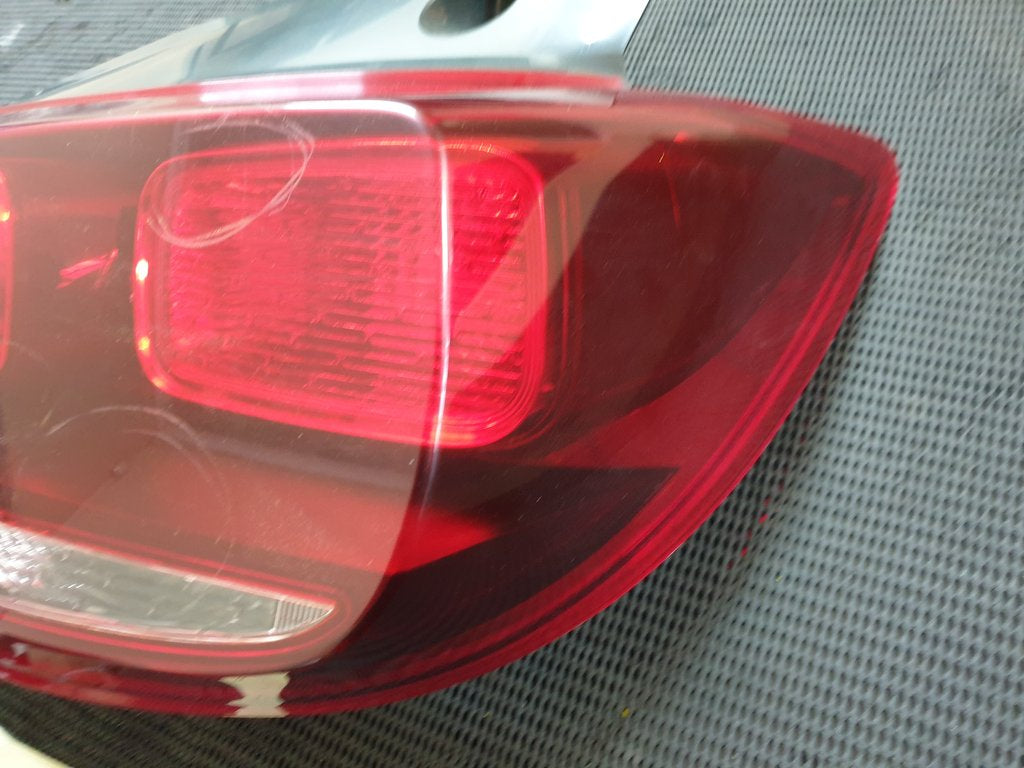 Mahindra KUV100 Right Taillight