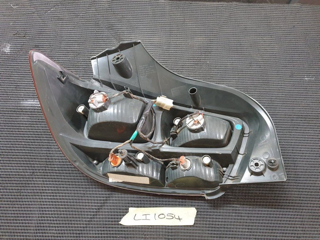 Mahindra KUV100 Right Taillight