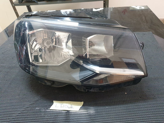 Volkswagen Transporter Right Headlight